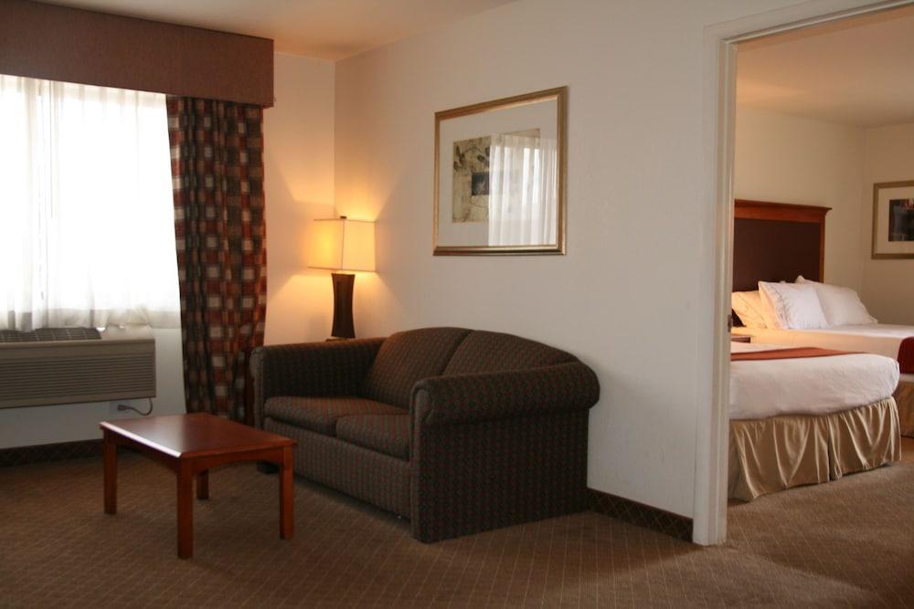 Holiday Inn Express Park City By Ihg Exterior photo